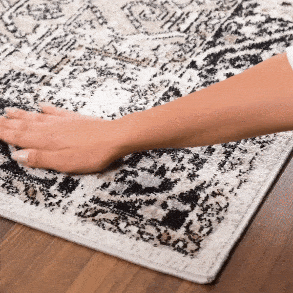 Cabacungan Washable Area Rug Traditional Machine Woven Polyester